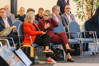 Bild217_sandramarusicphotography_wirtschaft_day1 Large.jpeg