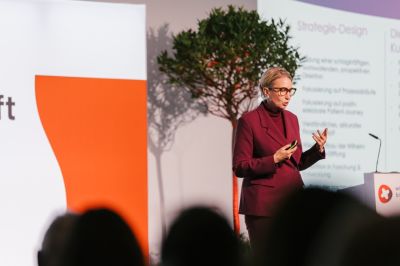 Bild272_sandramarusicphotography_wirtschaft_day1 Large.jpeg