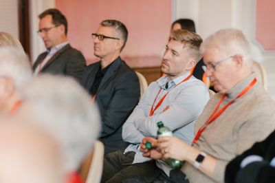 Bild367_sandramarusicphotography_wirtschaft_day1 Large.jpeg