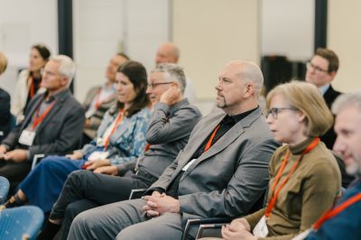 Bild456_sandramarusicphotography_wirtschaft_day1 Large.jpeg