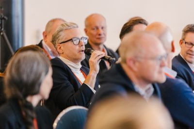 Bild613_sandramarusicphotography_wirtschaft_day1 Large.jpeg